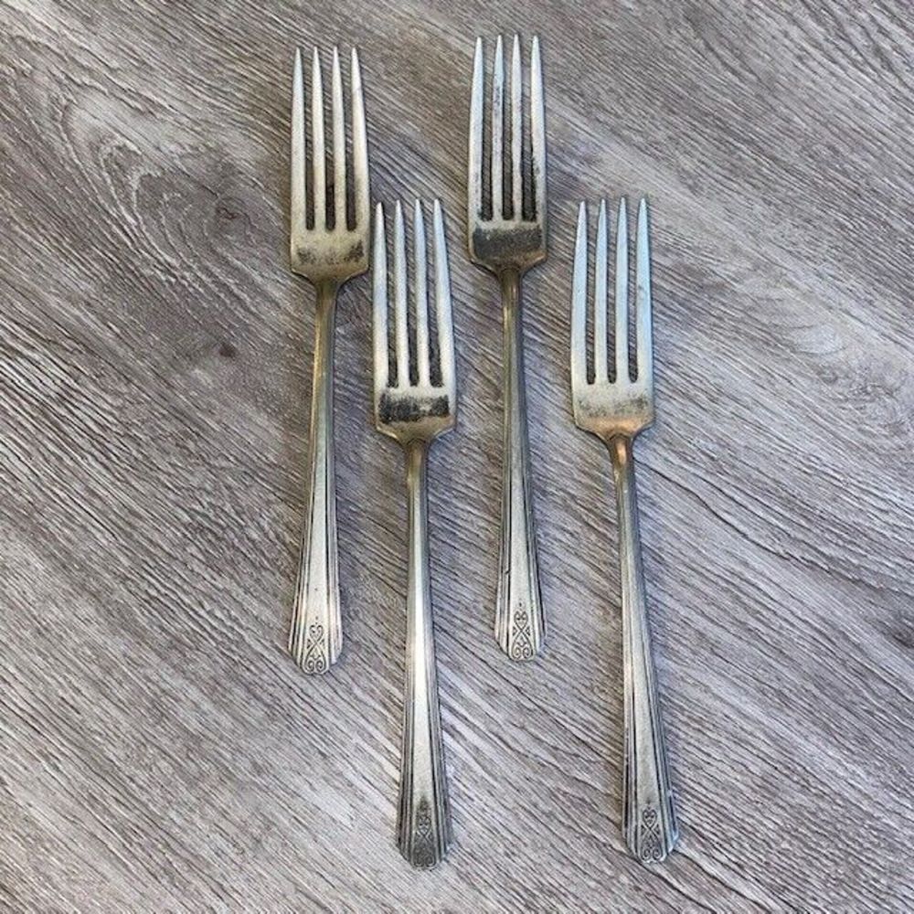 Moderne Sectional Silver Plate Set of 4 Dinner Forks